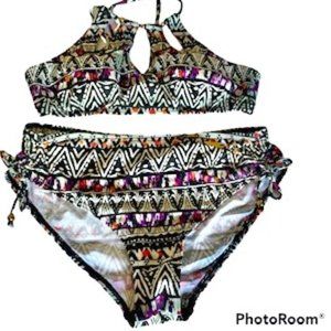 Lascana  Aztec Design Bikini Set In White Multi